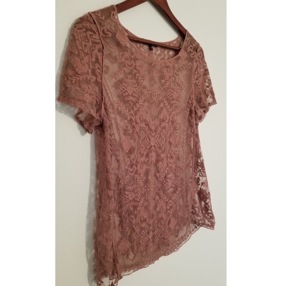 ❤PICK 3/$15❤Ro & De Sheer Mauve Floral Blouse